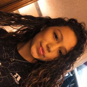 Meet your Posher, Hadley